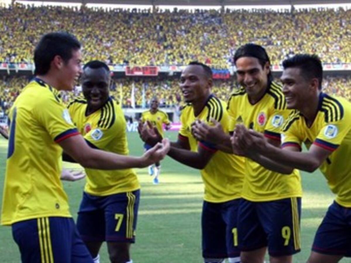 Bogotanos a la expectativa del partido entre Colombia y Venezuela