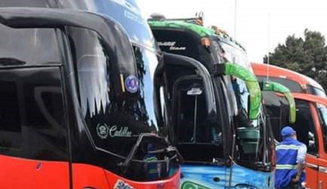 Buses prestan servicio 