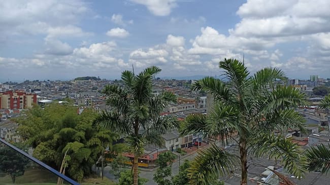 Centro occidente de Armenia desde el centro comercial Unicentro