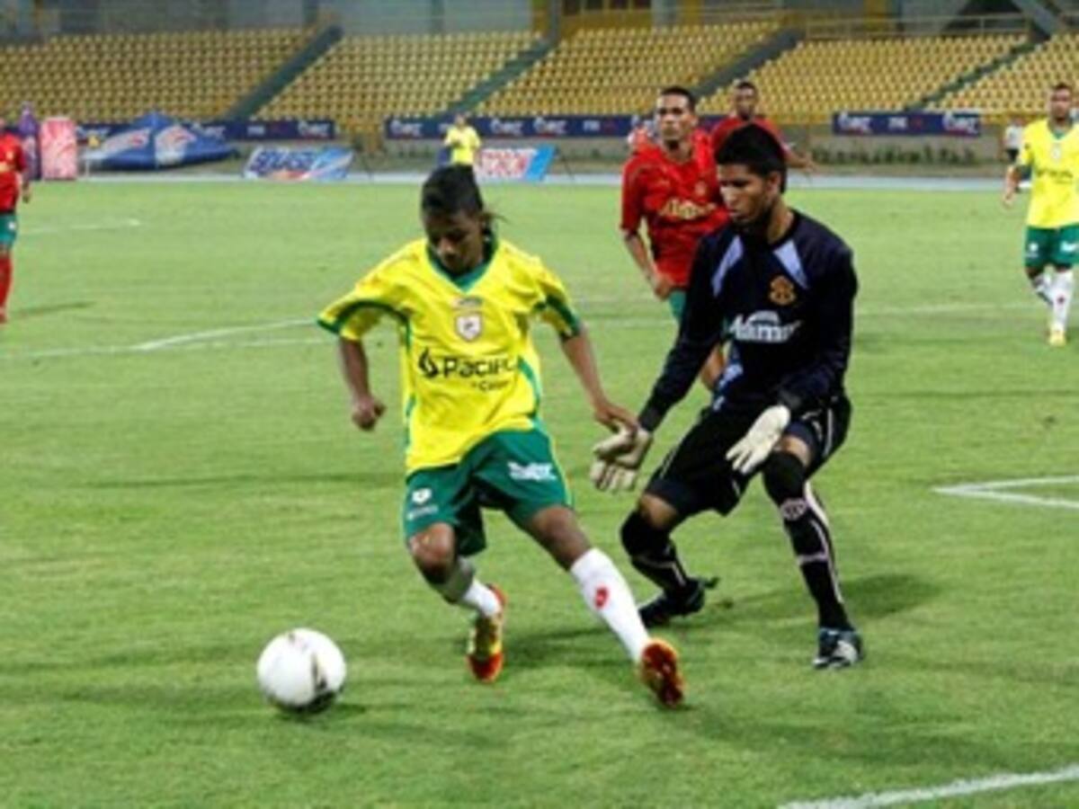 Autónoma derrotó a Magdalena. Este domingo continúa la fecha 8 de la B