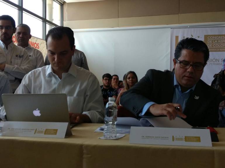 Sesión descentralizada de la Comisión Sexta de la Cámara.