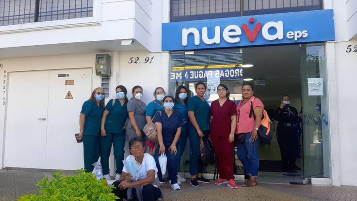 Cuidadores protestan por falta de 4 meses de pago