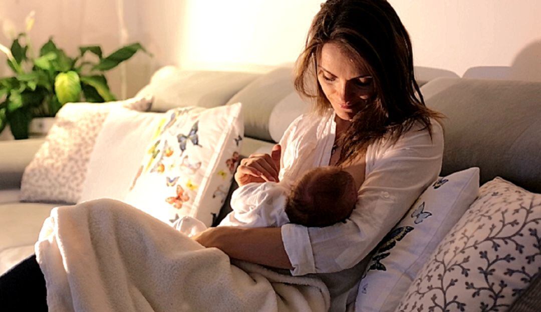 La leche materna trae beneficios desde el punto de vista biológico, sicológico e intelectual. 