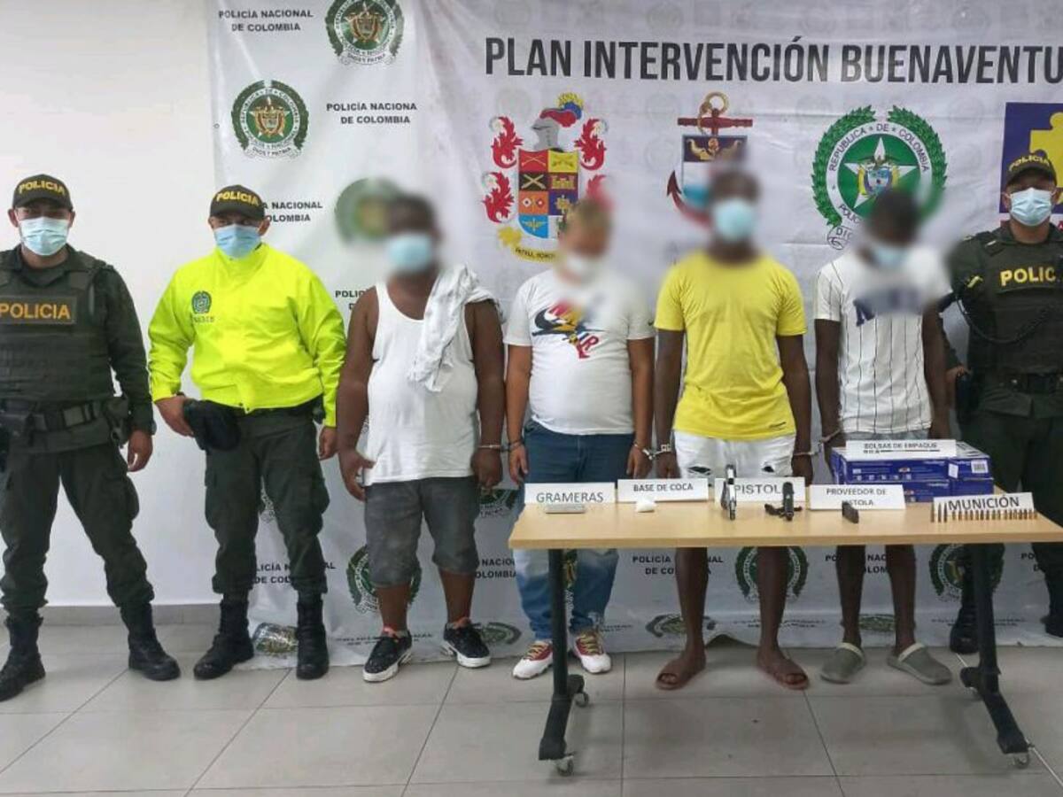 En Buenaventura fueron capturados ocho integrantes de bandas criminales