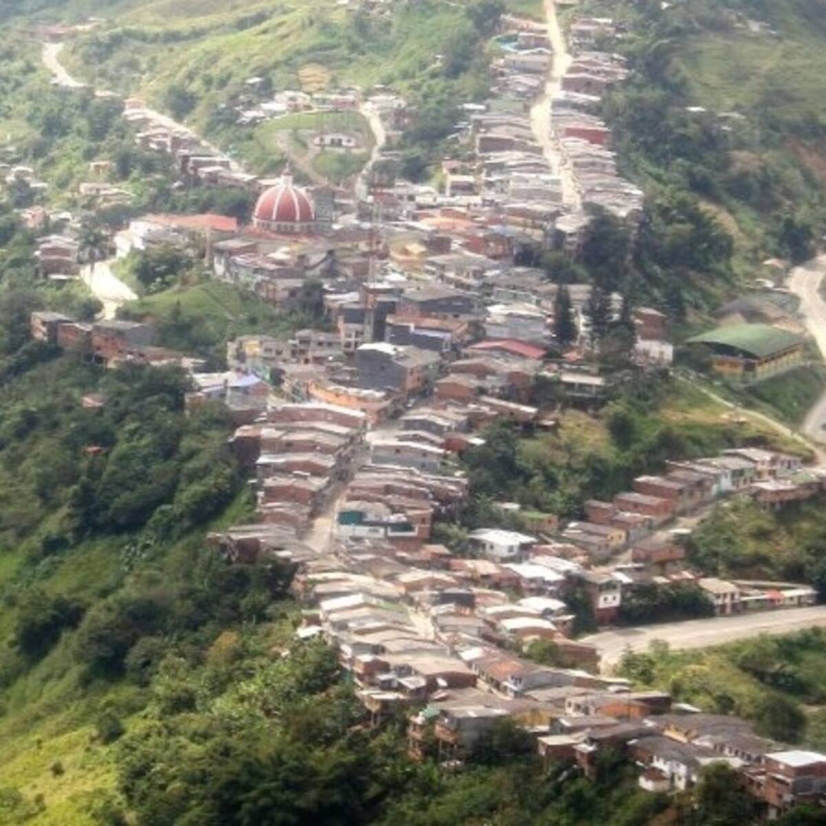 Crisis humanitaria en Briceño afecta a Valdivia, donde se reportan 60 personas desplazadas