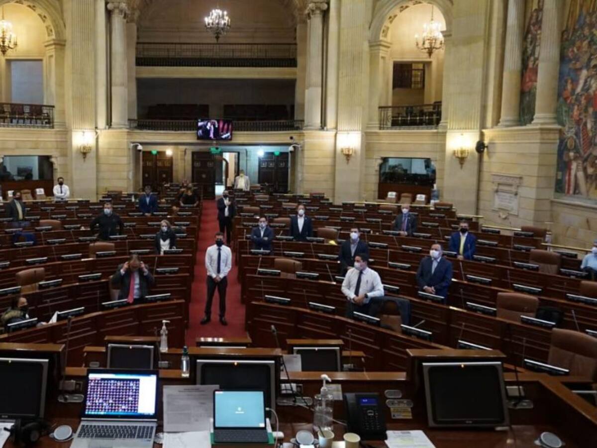 Congreso suspendió hasta la próxima semana debate de cadena perpetua
