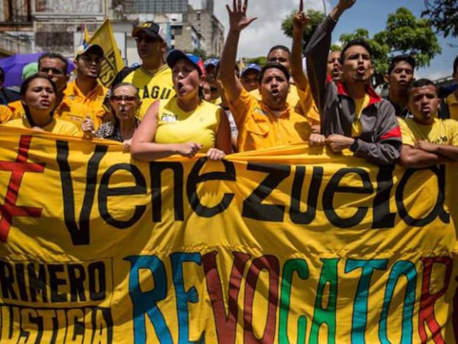 Oposición venezolana irá al ente electoral a solicitar formalmente revocatorio contra Maduro