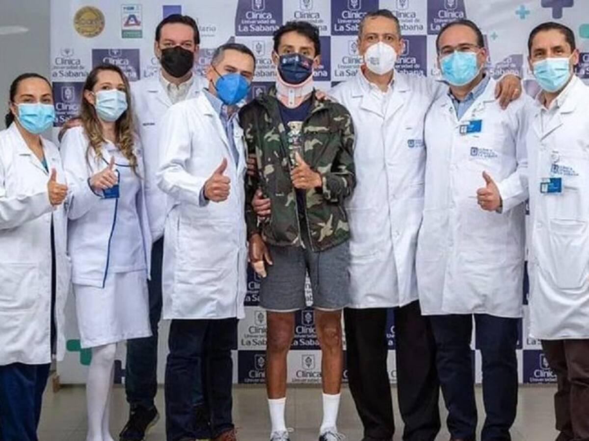 Egan Bernal es dado de alta y comenzará su rehabilitación