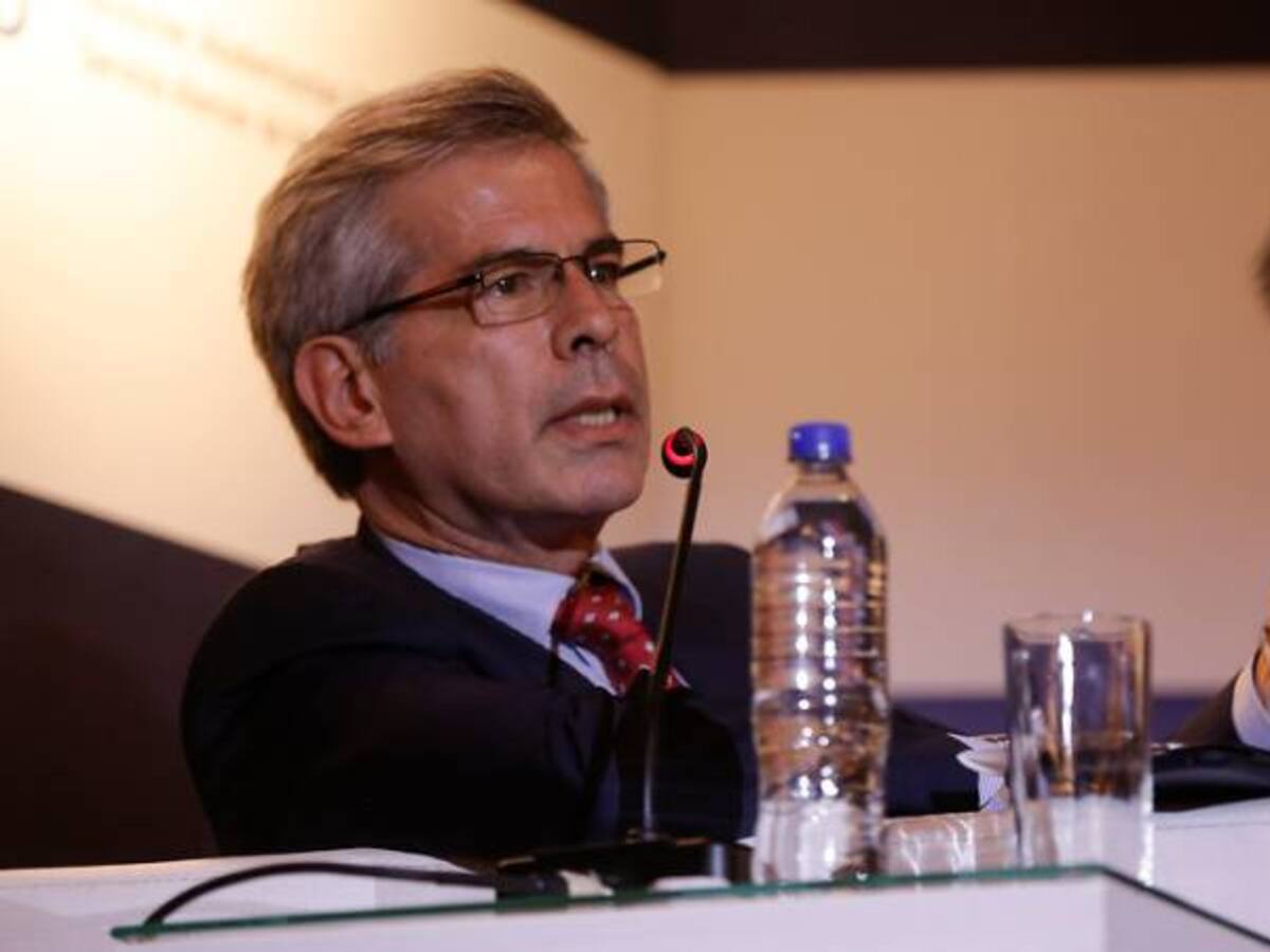Yesid Reyes anunció que no se posesionará como magistrado de la JEP