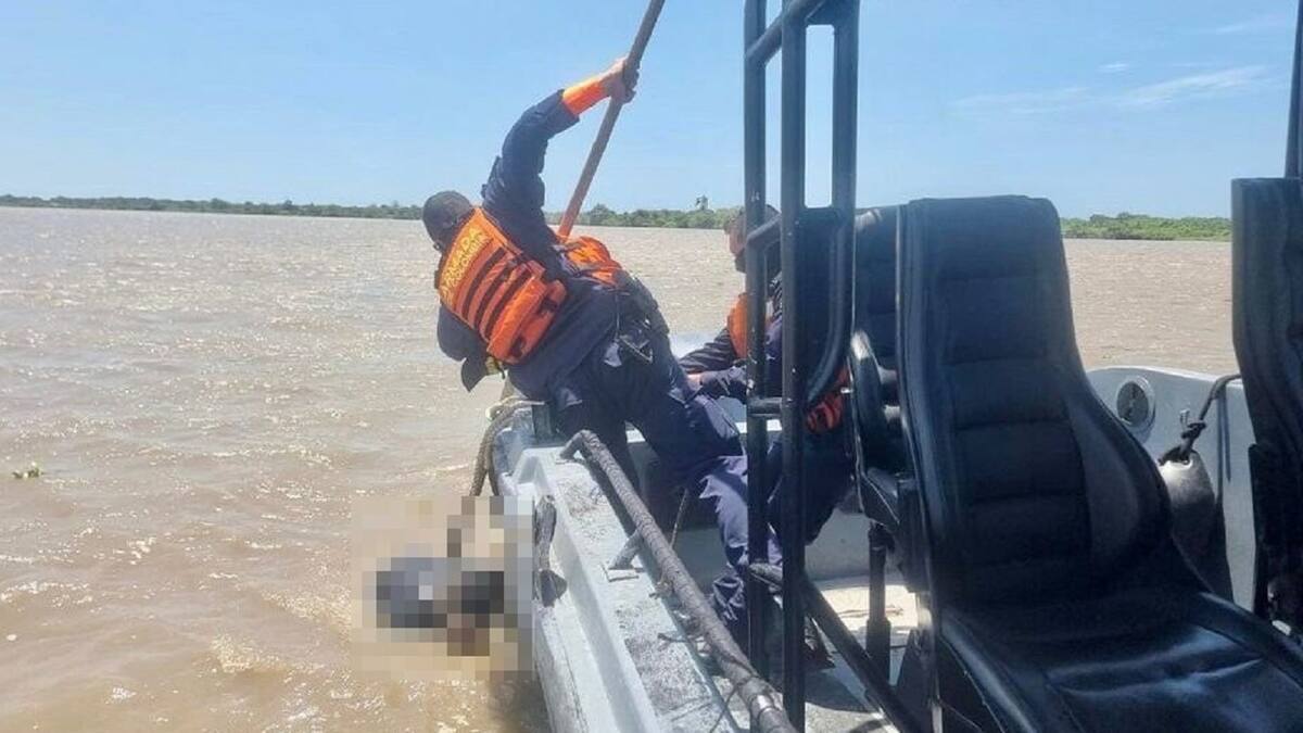 Guardacostas hallan dos cuerpos flotando en el río Magdalena