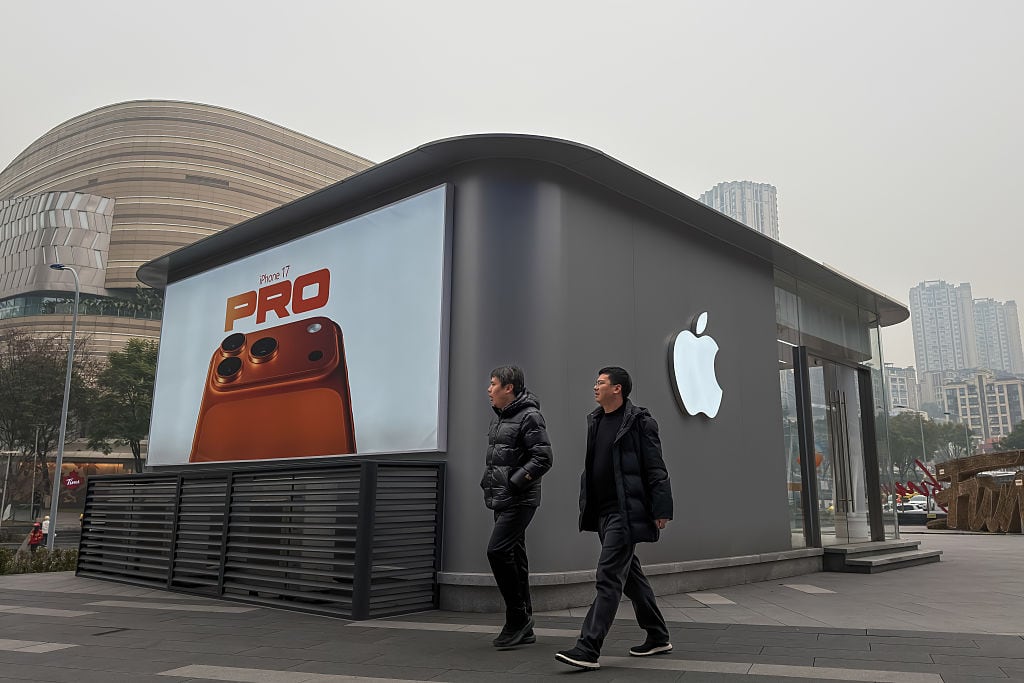 Apple, iPhone. (Photo by Cheng Xin/Getty Images)