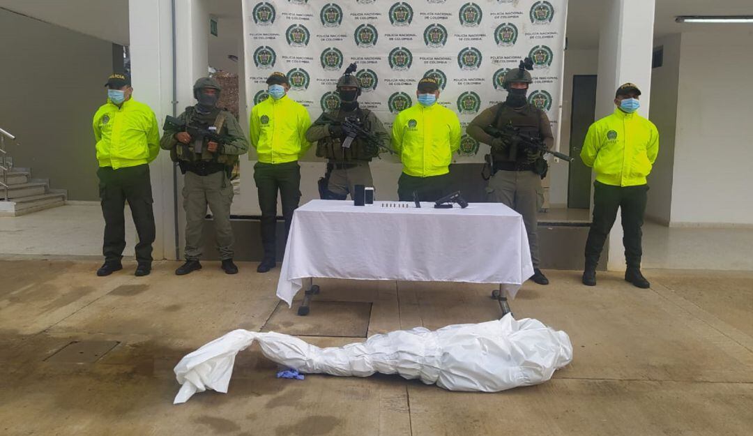 Alias 'El Enano' murió al enfrentarse con unidades de Carabineros en una operación en Zaragoza, Antioquia.