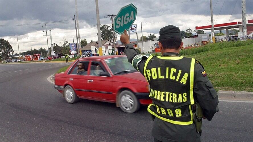 Fiscalía pidió máxima condena contra policía por homicidio de una mujer en retén. Foto: Colprensa