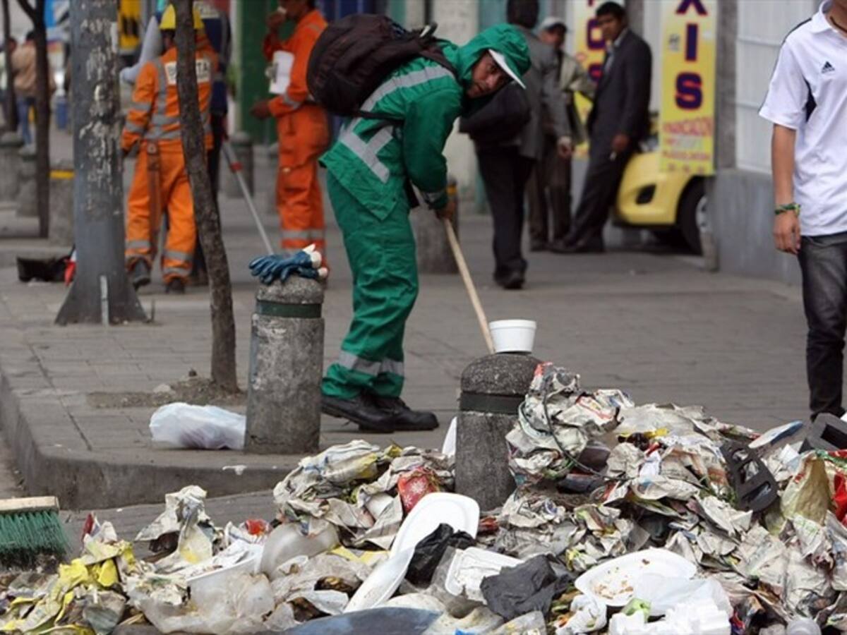 Corte no estudiará tutela que revivía lio millonario por barrido de calles de Bogotá