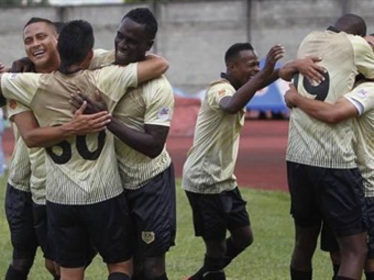 Atlético Junior venció 2-1 al líder Itagüí en el inicio de la sexta fecha del fútbol colombiano
