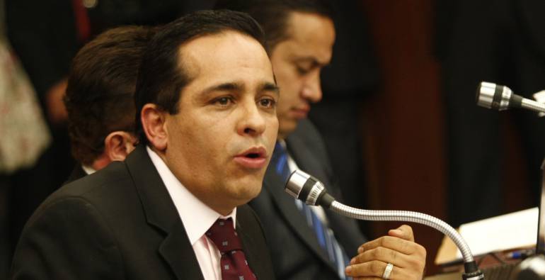 Senador Alexander López