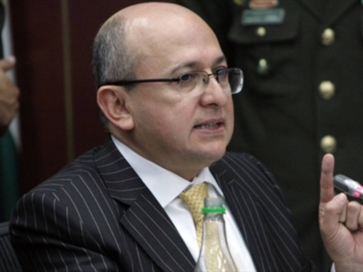 Fiscal dice que secuestro de general Alzate es una “retención indebida”