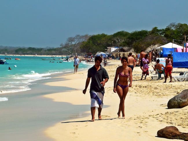 Autoridades de Cartagena estudian cobrar el ingreso a Playa Blanca