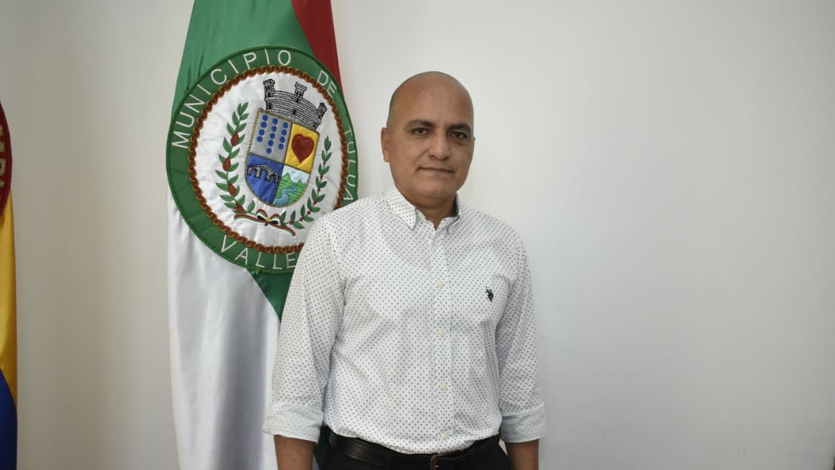 Exalcalde de Tuluá enfrenta cargos por nombramiento irregular en el IMDER