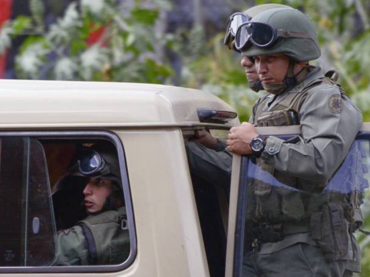 Ejército de Venezuela llama a soldados a “defender la patria"