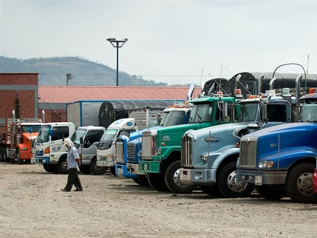 Colfecar advierte que los costos operativos del transporte de carga han mantenido la misma dinámica, mientras que las operaciones se han reducido entre un 30% y 60%. Foto: Getty Images / Luis Robayo