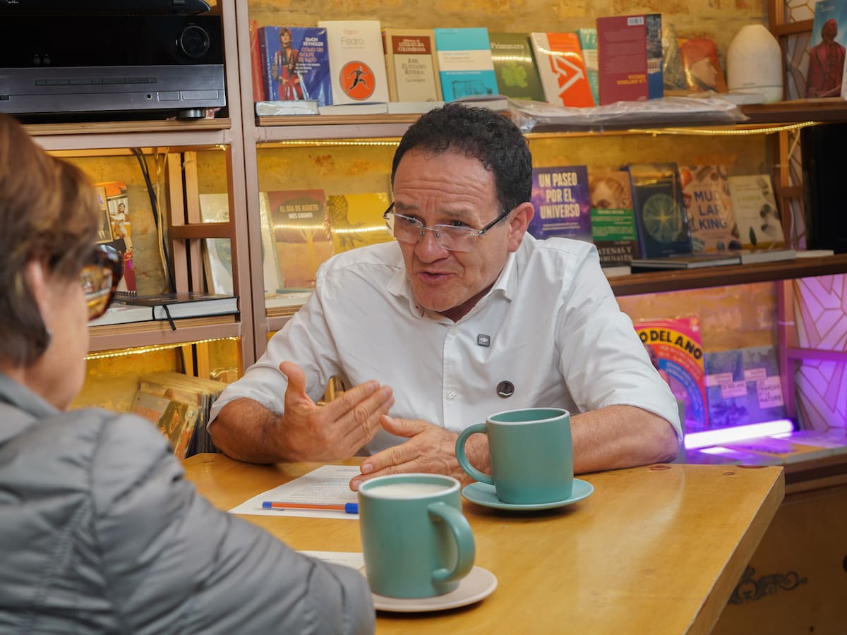 Memoria, verdad y empatía en Café Cruzado: los desafíos de reconstruir la conversación pública