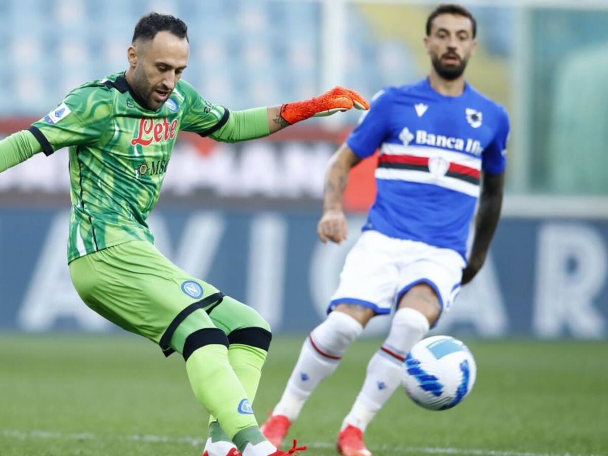 Show de atajadas de Ospina y se la pone difícil al DT del Napoli