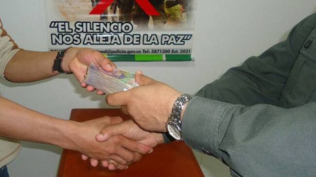 Recompensa de la Policía