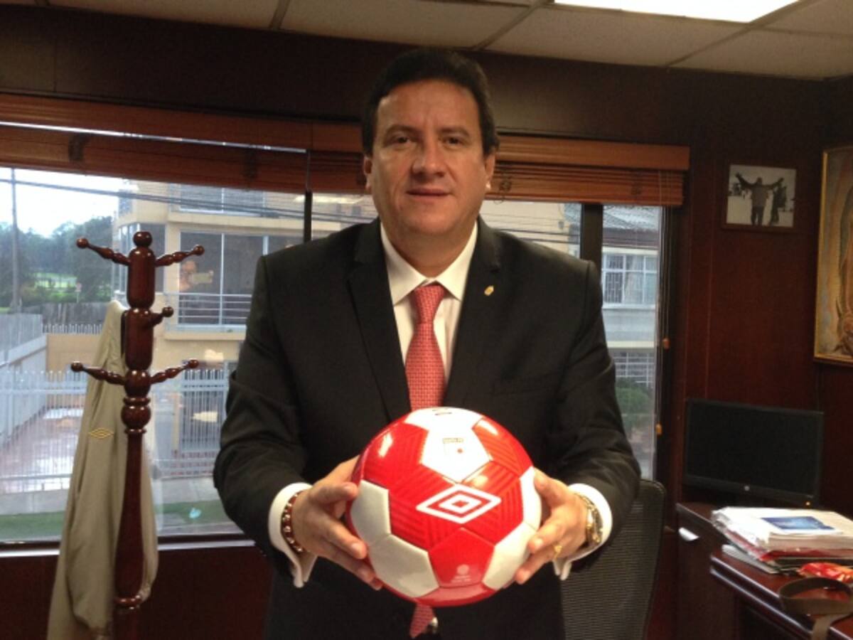 César Pastrana, el hombre detrás de los títulos y el éxito de Santa Fe