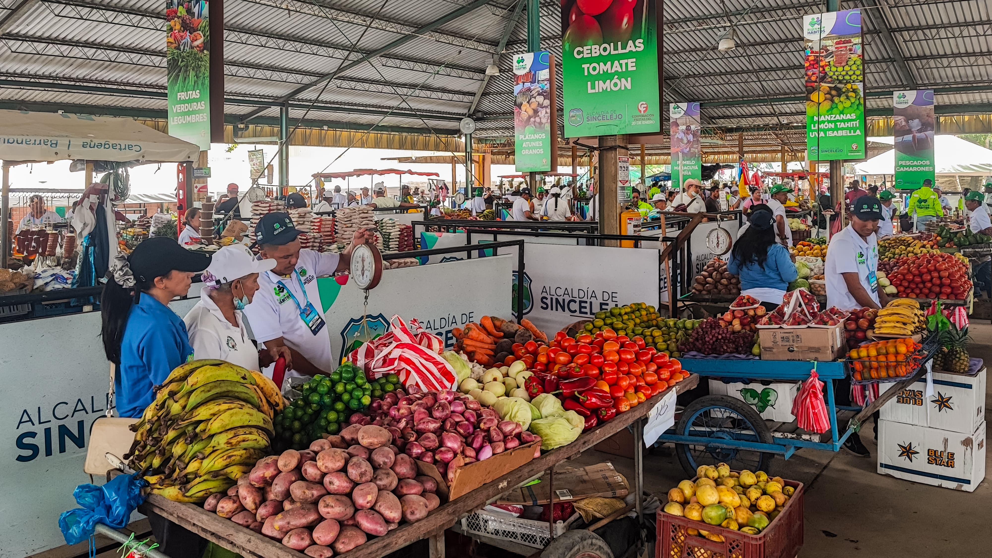 Comercio organizado y regulado por la Alcaldía de Sincelejo.