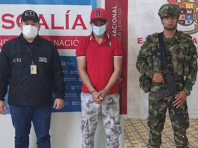 Uno de los indiciados habría sido capturado en flagrancia luego de abusar sexualmente de una mujer de 53 años en Gigante.