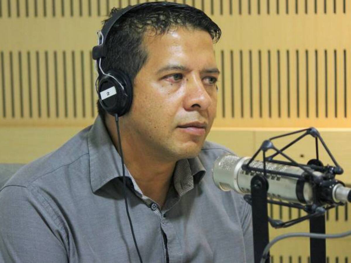 El problema no es del profesor sino de los tiempos de la universidad: Vladimir Olaya