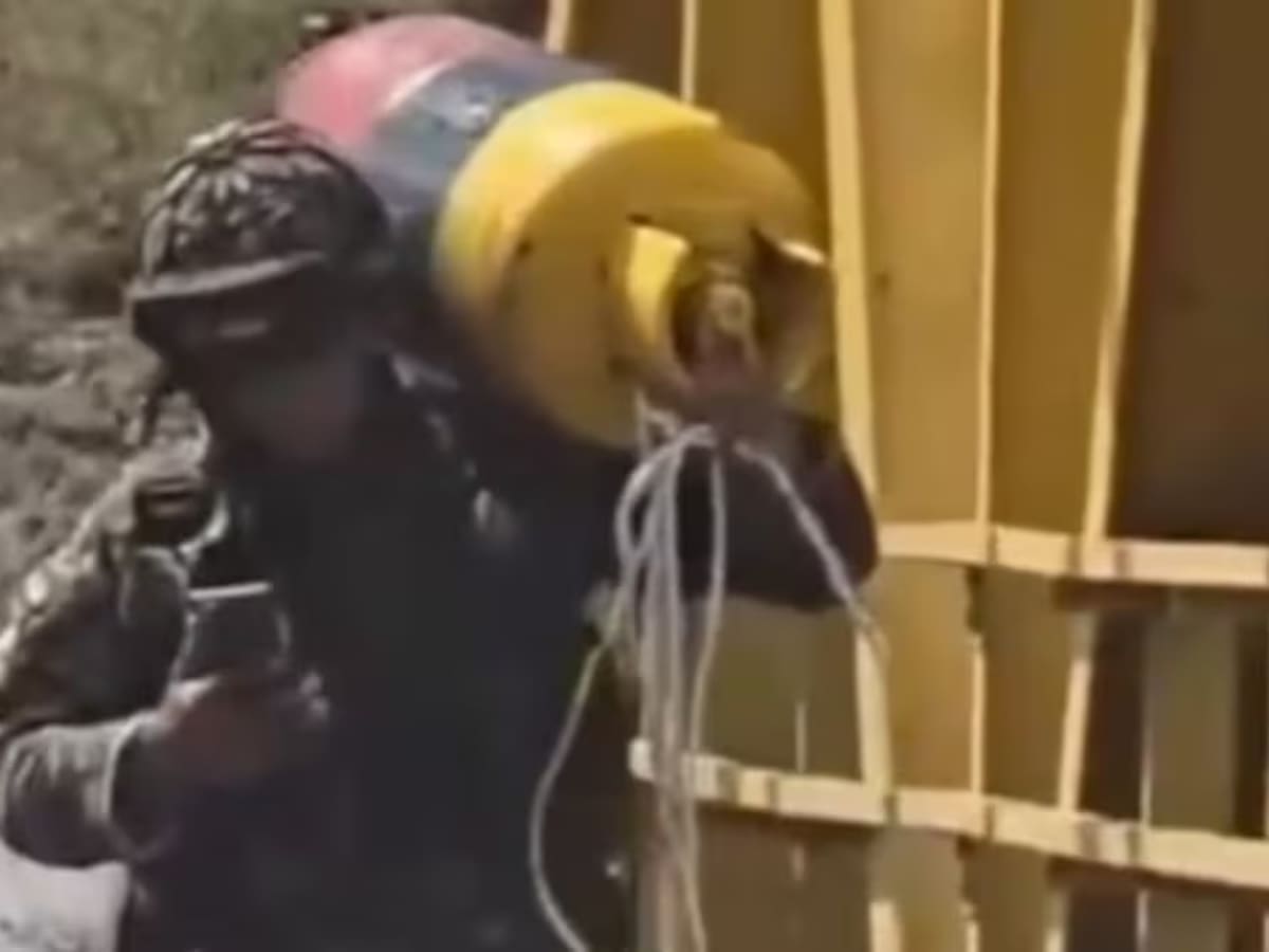 Habló el soldado que cargó cilindro en vía Panamericana: “estamos dispuestos a ofrendar la vida”