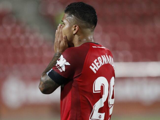 El &#039;Cucho&#039; Hernández se despidió del Mallorca aún sin definir su futuro