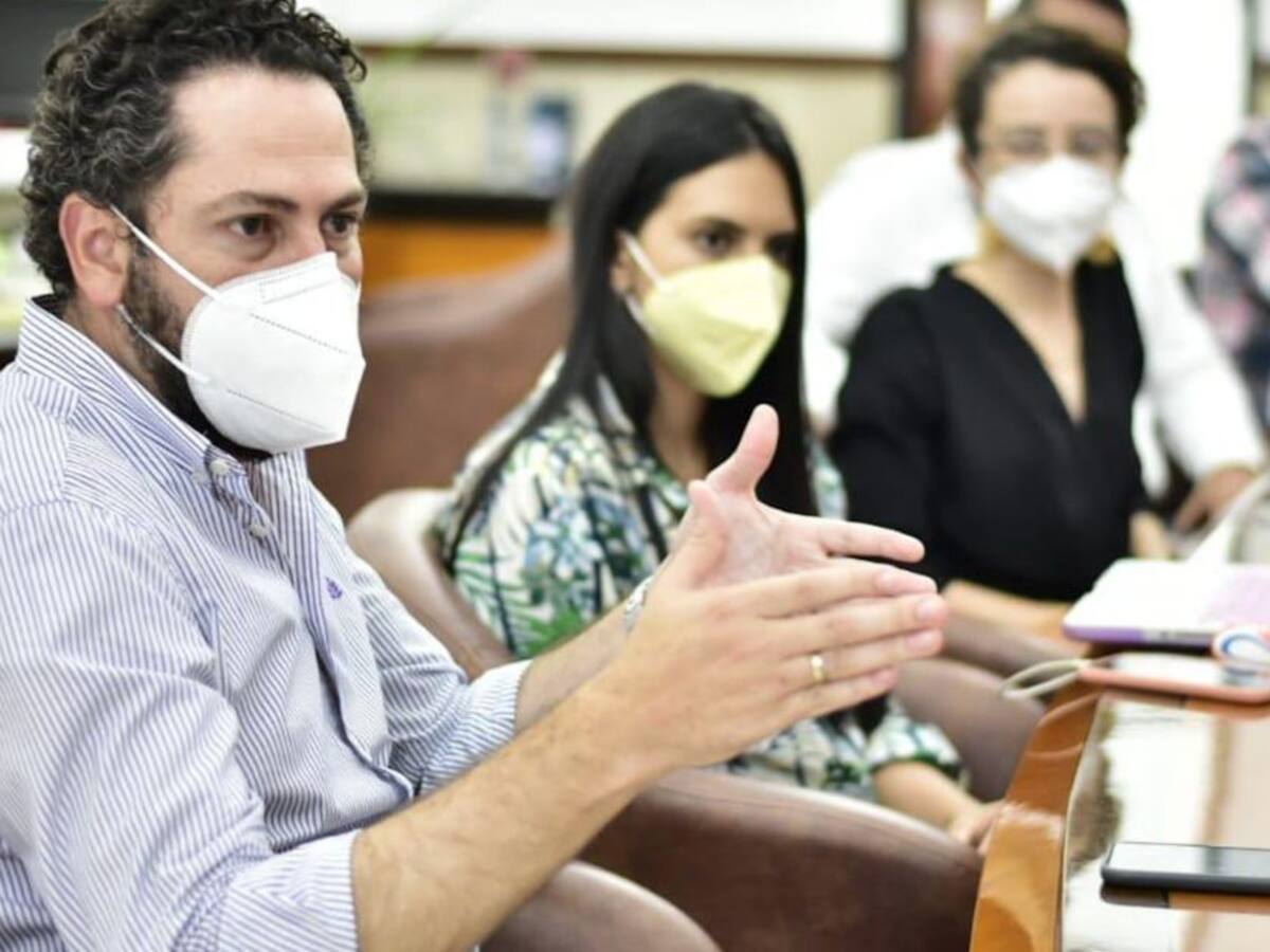 Problema en seguridad no se soluciona con comandos especiales: Lucas Gómez
