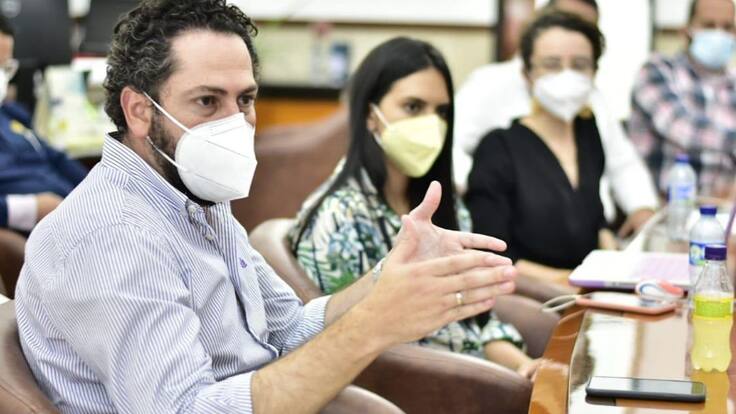 Problema en seguridad no se soluciona con comandos especiales: Lucas Gómez