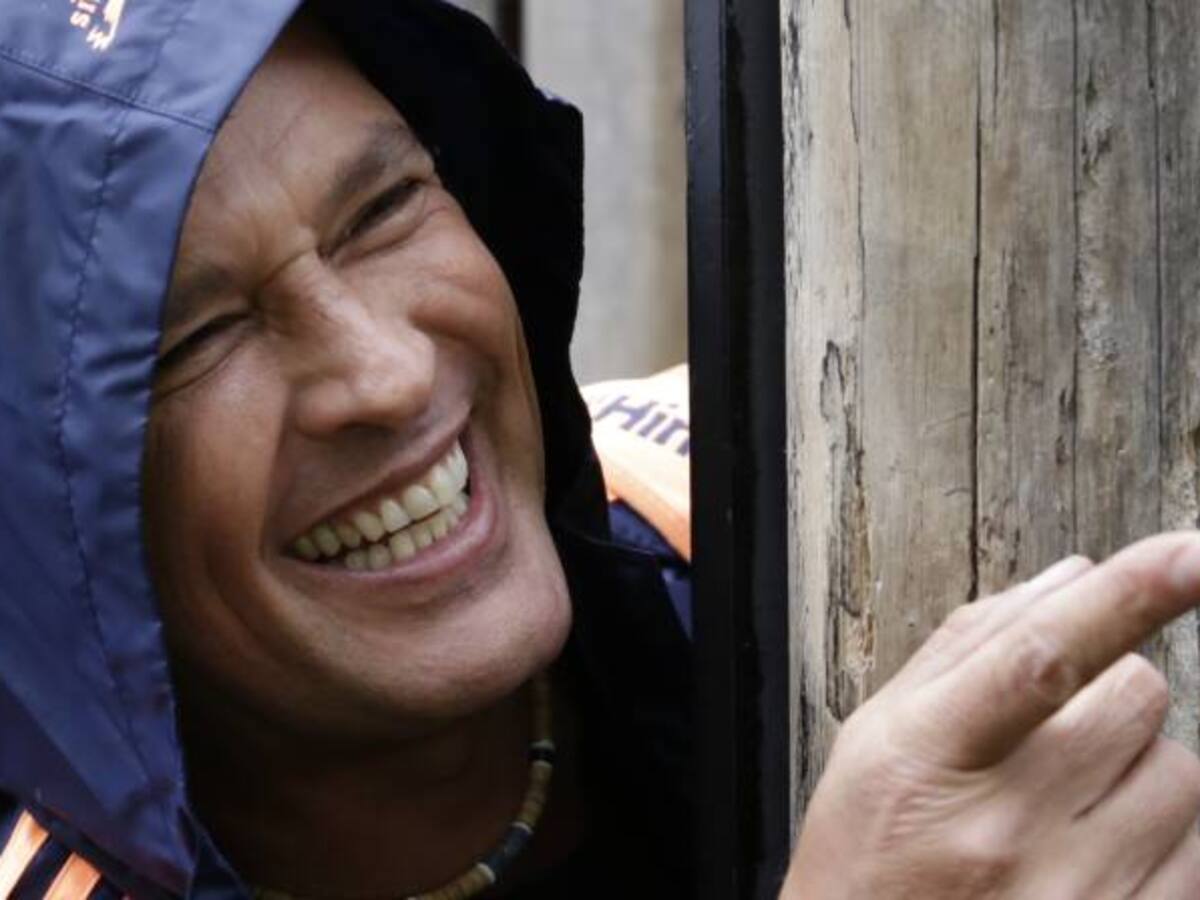 Carlos Vives anima a la distancia a los pedalistas colombianos