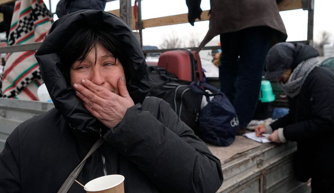 Una mujer refugiada de Mariupol en Zaporiyia