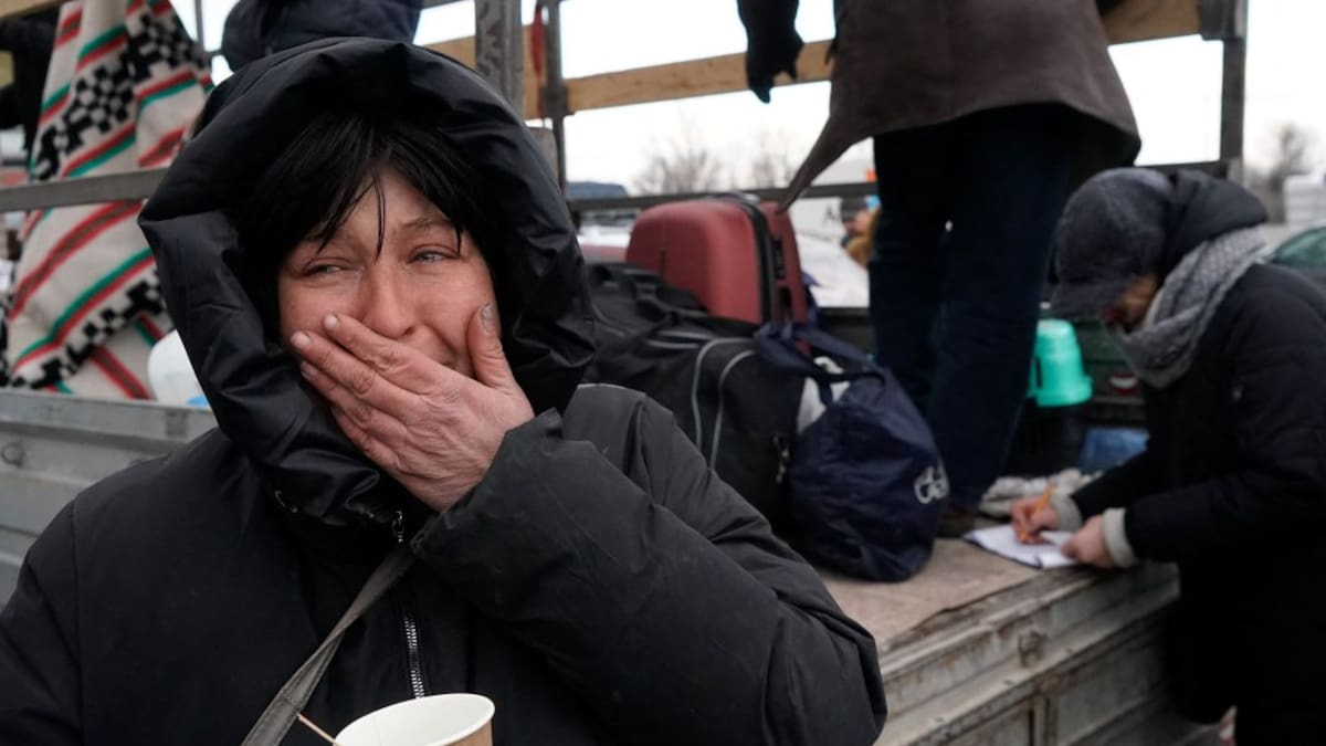 Alcaldía de Mariupol dice que hay sobrevivientes bajo escombros de teatro