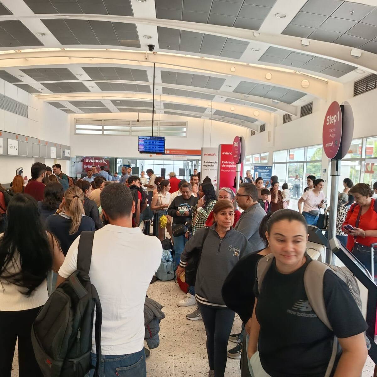 IATA alerta que protestas en Bucaramanga dificultan abastecimiento de combustible de aviones