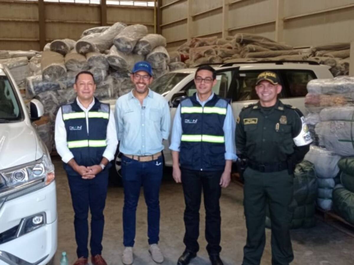 En Santa Marta confiscan nueve lujosas camionetas de Arabia Saudita
