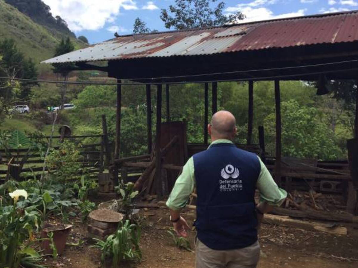 Ofrecen recompensa de $30 millones por asesinos de líder campesina en el Cauca