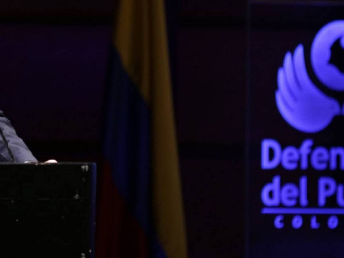 Diógenes Quintero sale de la Defensoría del Pueblo en Ocaña