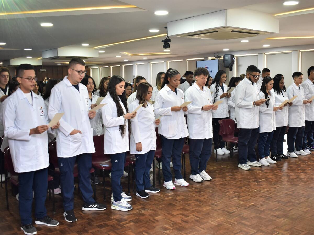 Pregrado de Medicina en Uniremington recibe acreditación de Alta Calidad