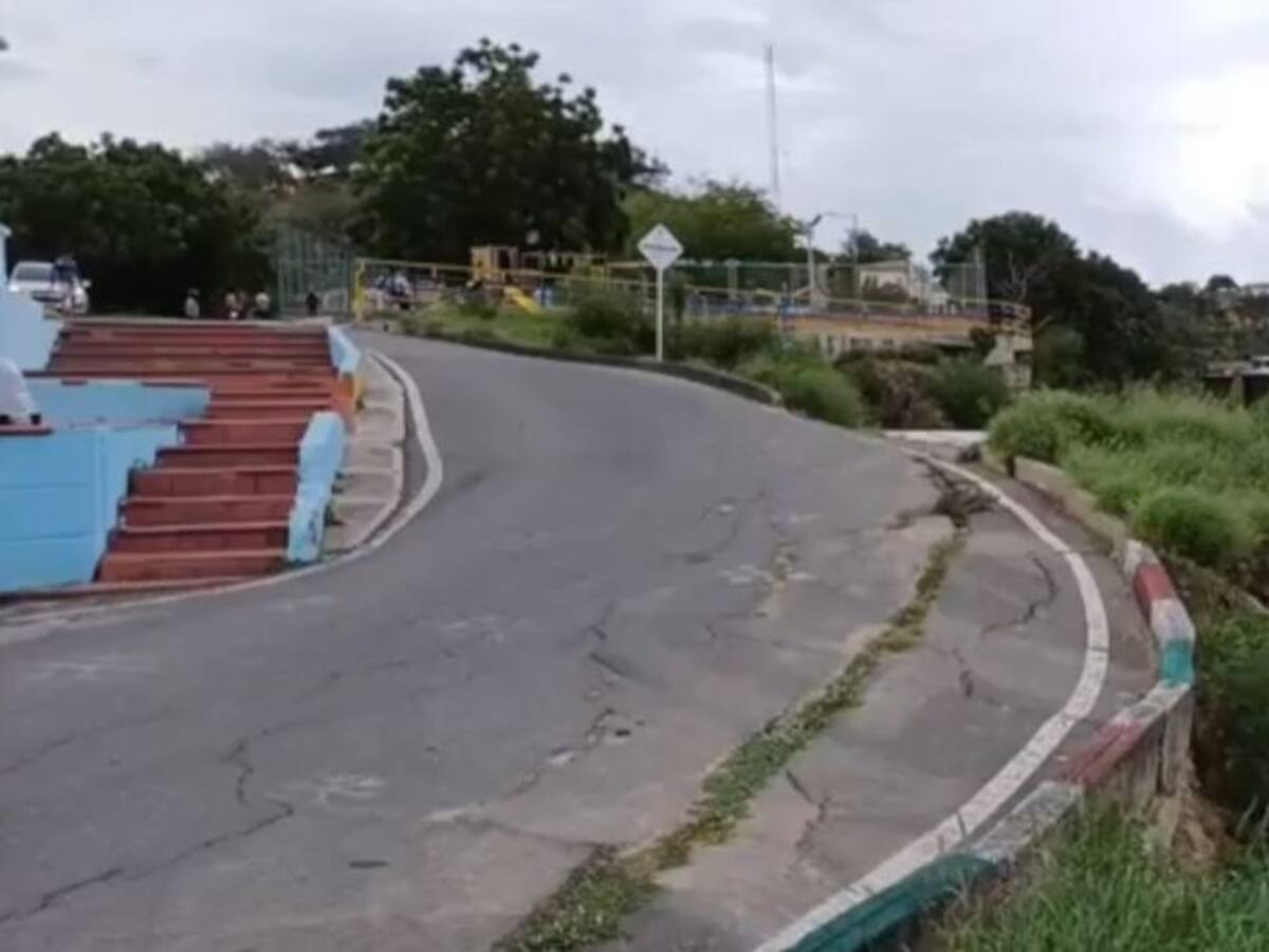 Riesgo inminente de colapso de un monumento en Cúcuta