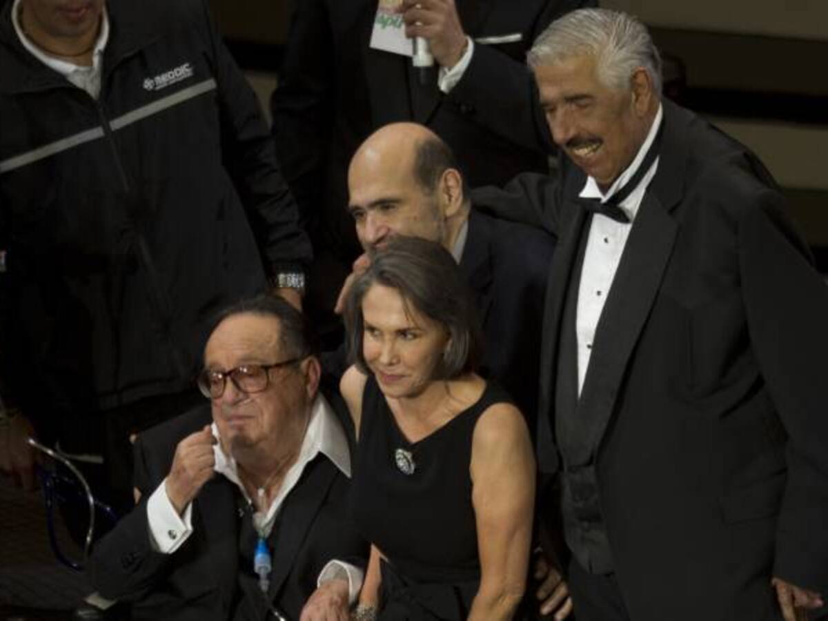 Murió el famoso profesor Jirafales