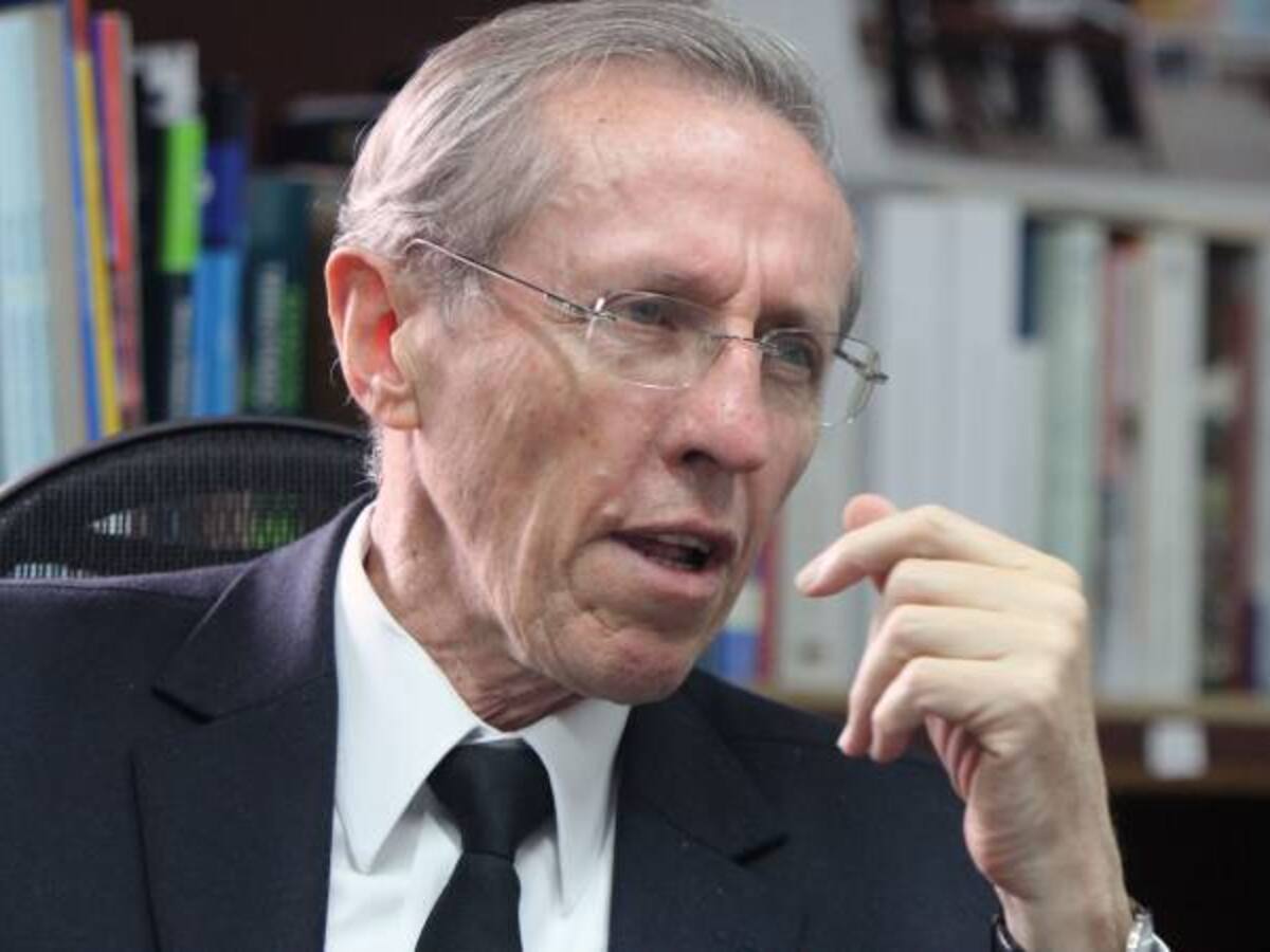 “Se va a necesitar una nueva constituyente”: Antonio Navarro Wolff