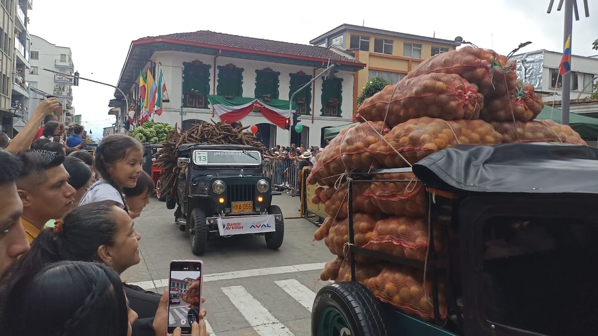 ¡Feliz Cumpleaños Calarcá, Quindío! cultura, poesía, Yipao, Fiesta y Reinado Nacional del Café