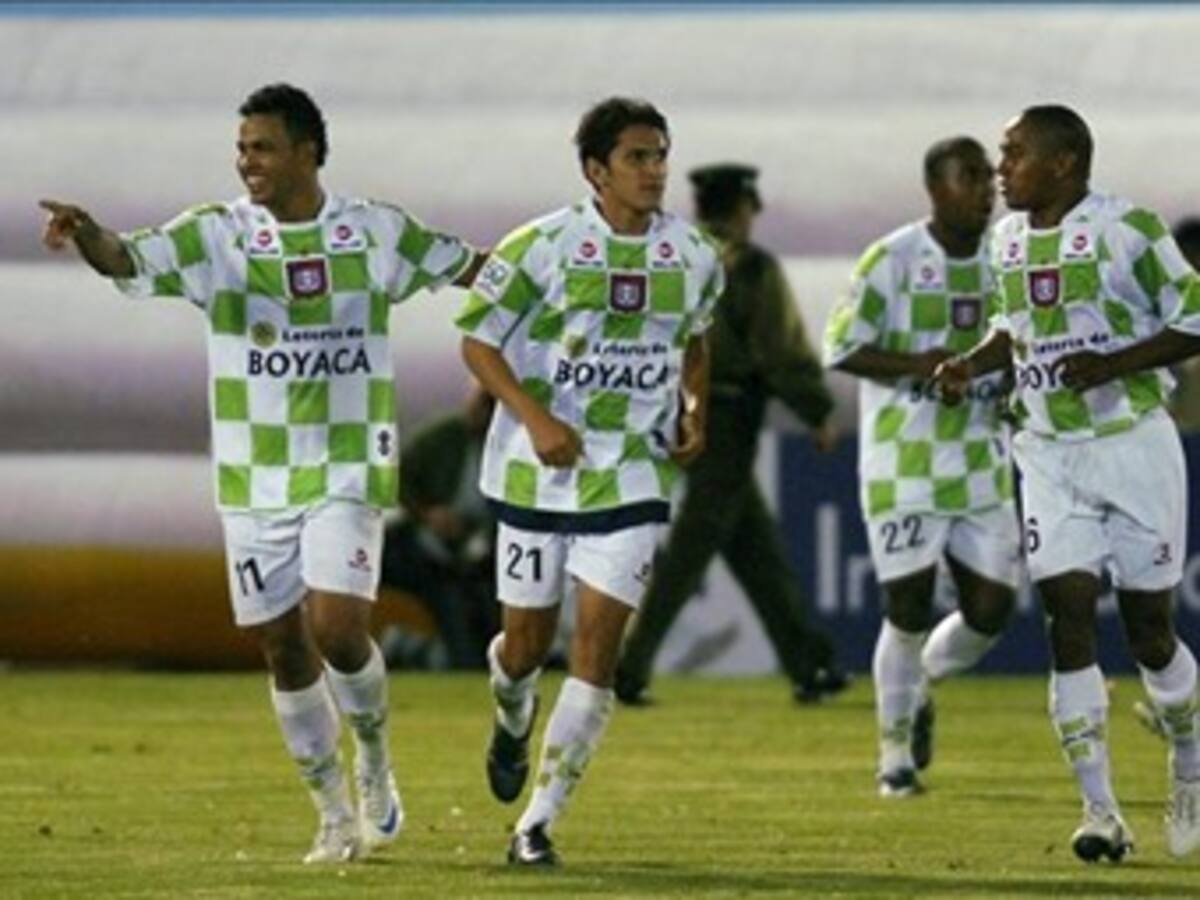 Boyacá Chicó nuevo líder del fútbol colombiano. Millonarios y Nacional se hunden