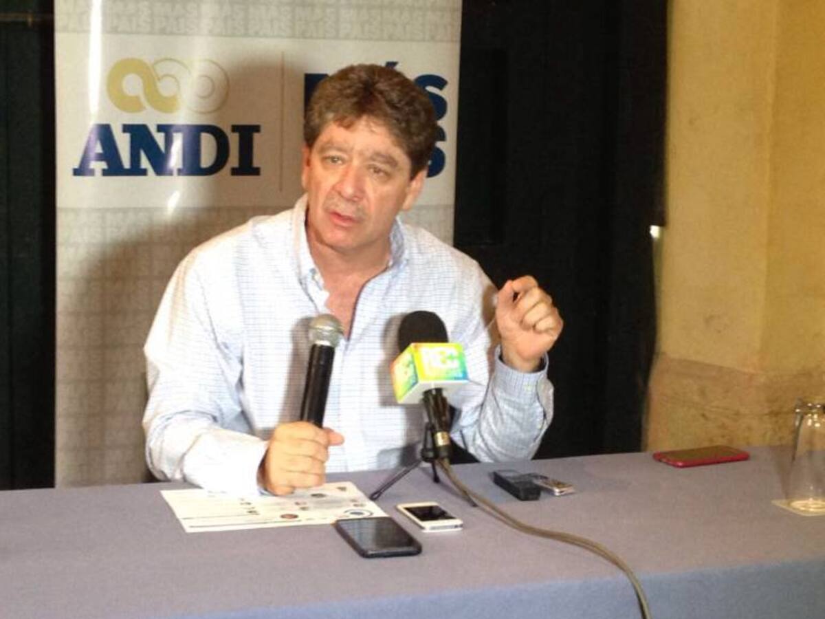 Subir las tasas de interés podría bajar la demanda: ANDI